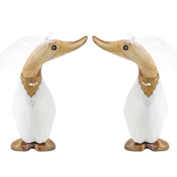 DCUK Natural Wooden Wedding Ducklings - Mrs and Mrs