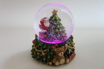 Gisela Graham Led Colour Changing Santa Christmas Snowglobe